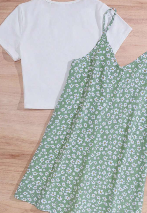 Green Ditsy Floral Loose Cami Dress & T-Shirt Casual Holiday Outfits